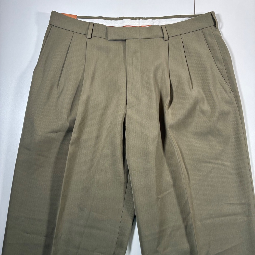 NEW Haggar Dress Pants 36x31 Taupe Pleated Relaxed Fit Smart Fiber Tonal Stria - Picture 3 of 9